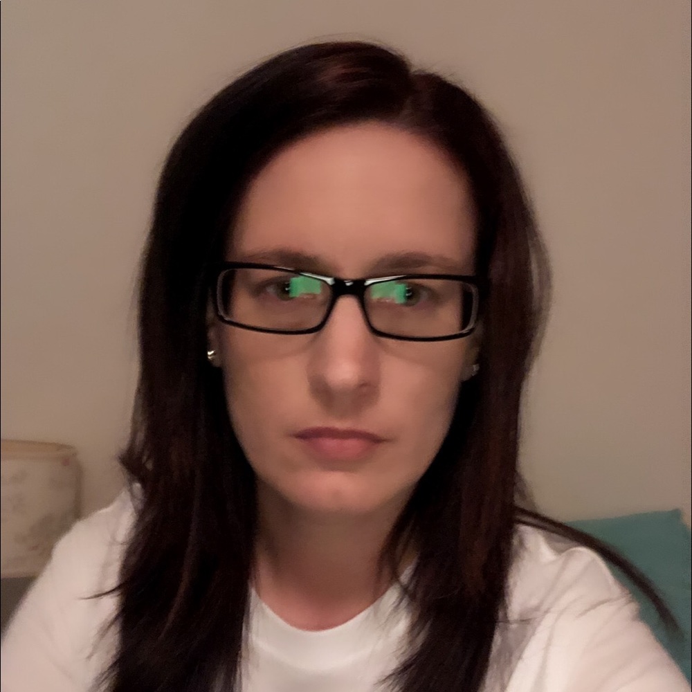 Meet your Posher, Tania